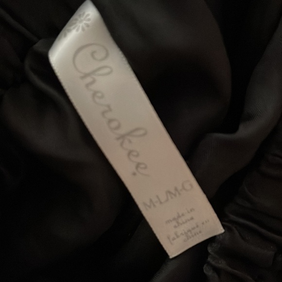 Cherokee Tutu - Picture 2 of 2